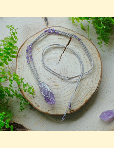 Macrame amulet ze surového minerálu ametystu - macrame nahrdelník - ametyst